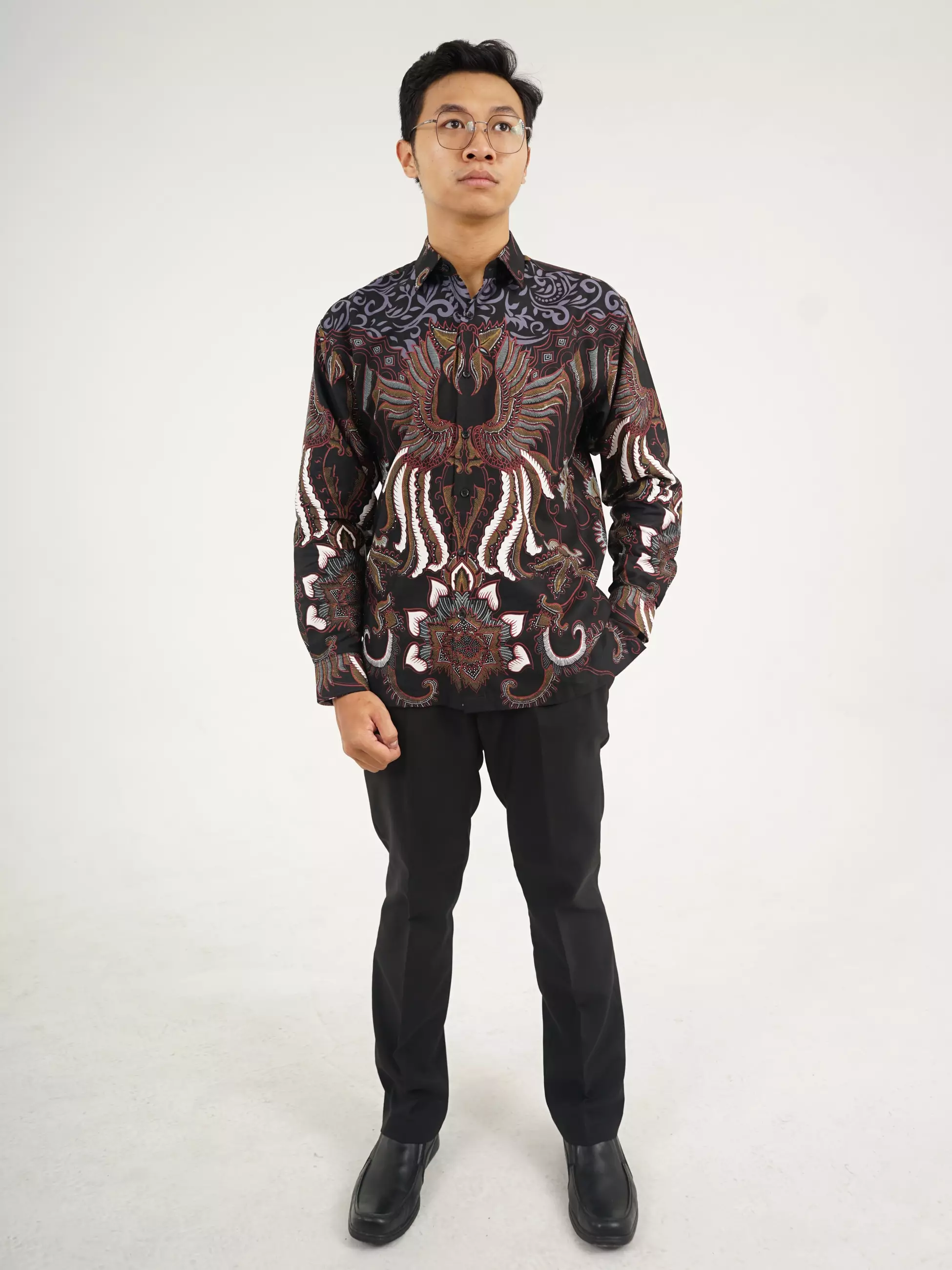 Andre Michel Kemeja Batik Lengan Panjang Hitam Motif 16643