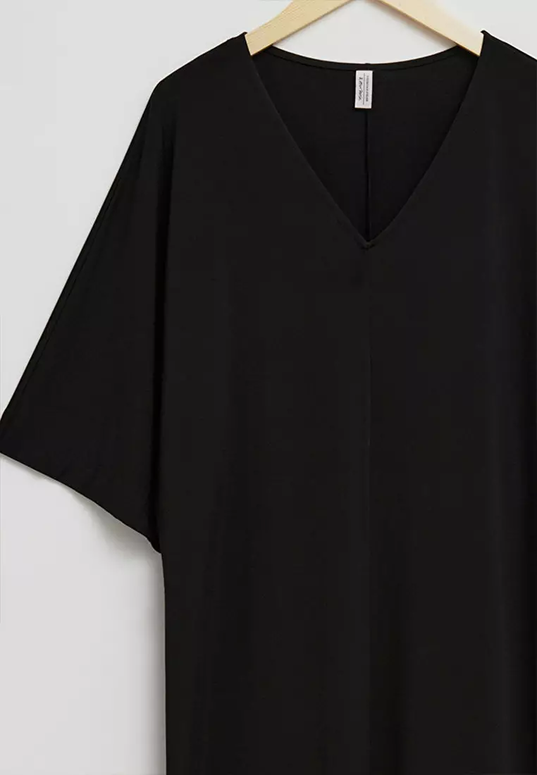 Loose-Fit Kimono Sleeve Dress