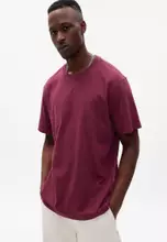 Deep Garnet Red