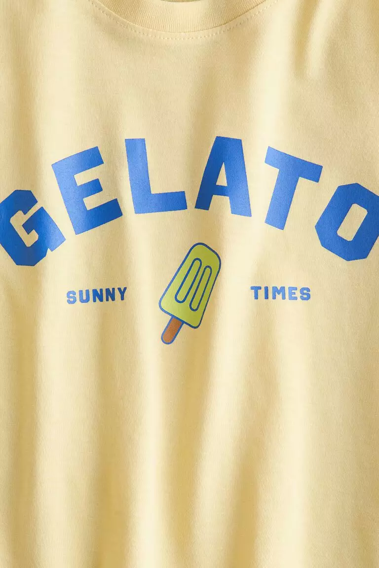 T-shirt