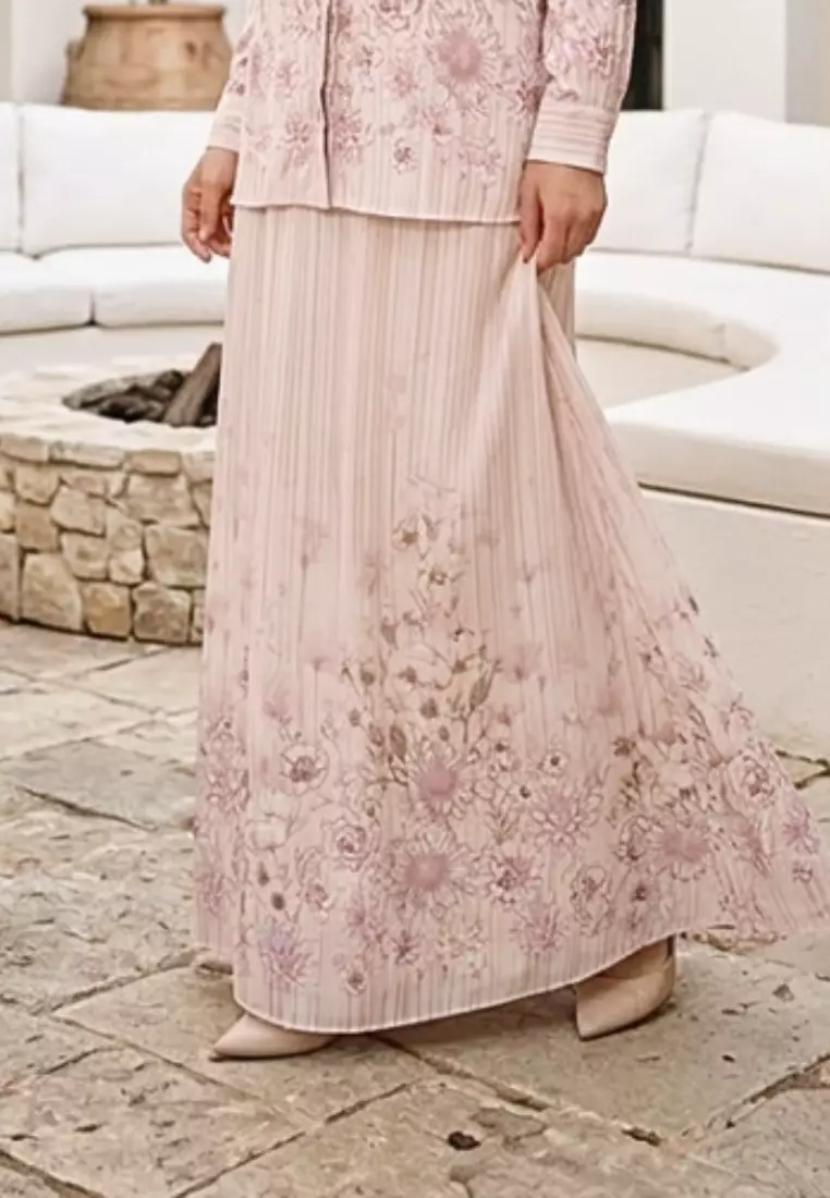 Rok Maxi Motif Bunga Cantik Kekinian In Cream By Brilliant Girl Warna CREAM