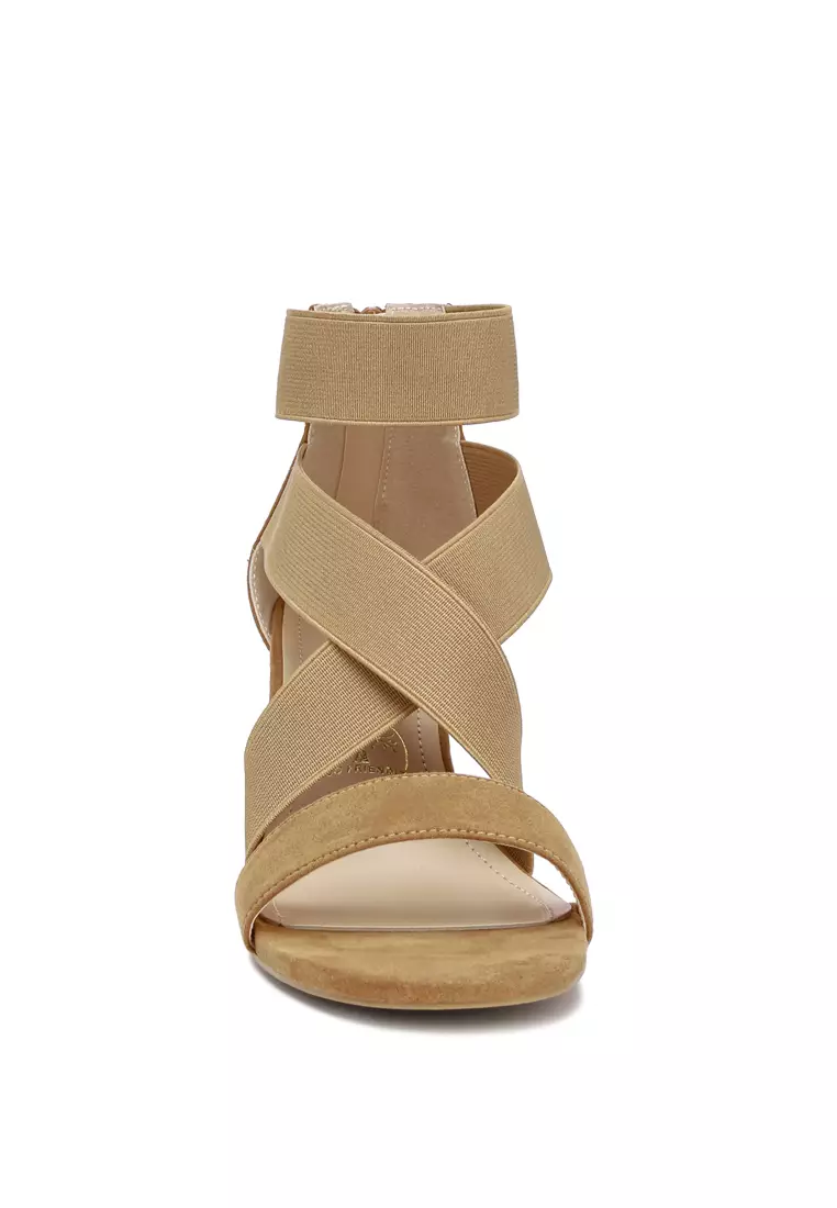 Sandal Blok Suede Mikro Daur Ulang Tan