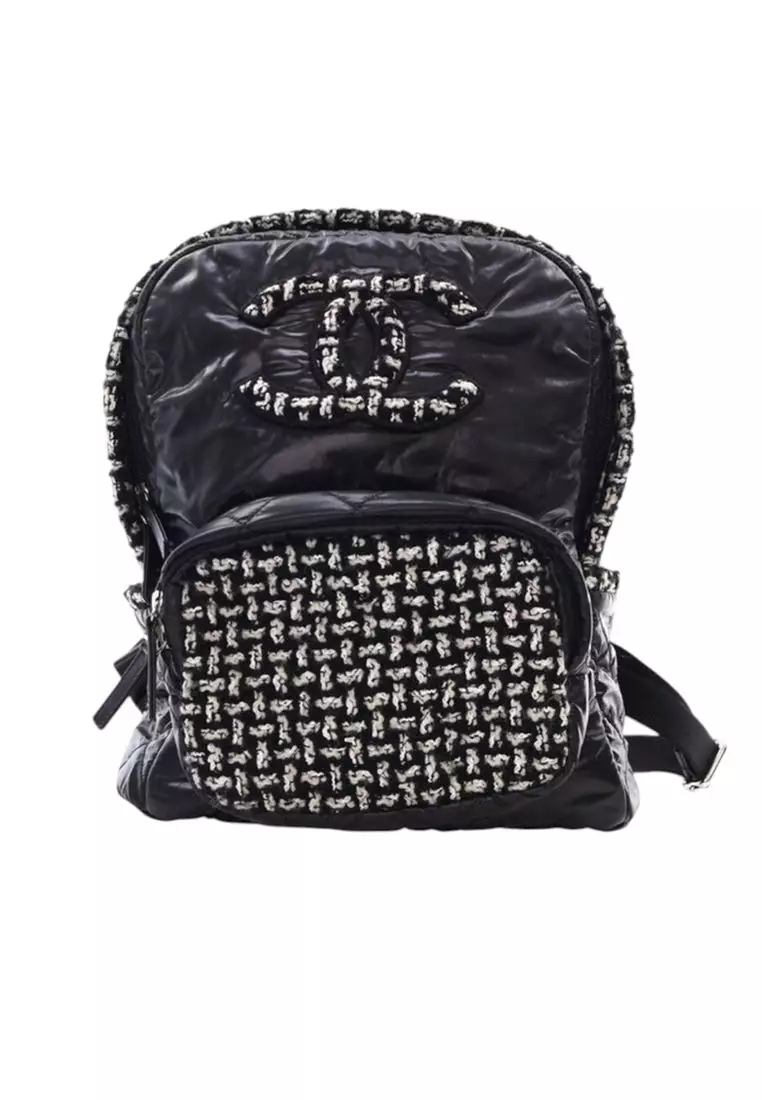 Pre-Loved Chanel Nylon and Tweed Coco Neige Backpack Chanel Nylon Tweed Quilted Small Coco Neige Snowflake  main image 3