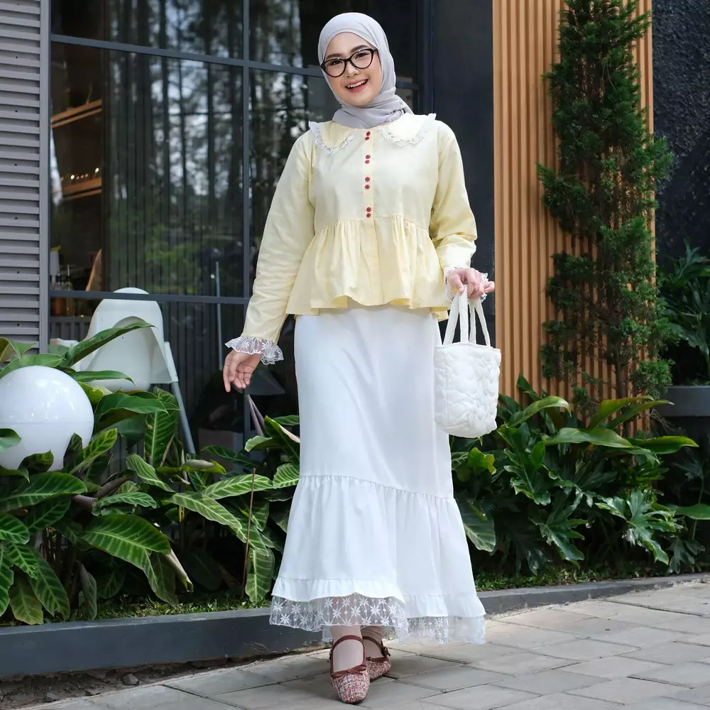 Nabil Skirt with Lace Rok Vintage - Broken White M19797 R10S1