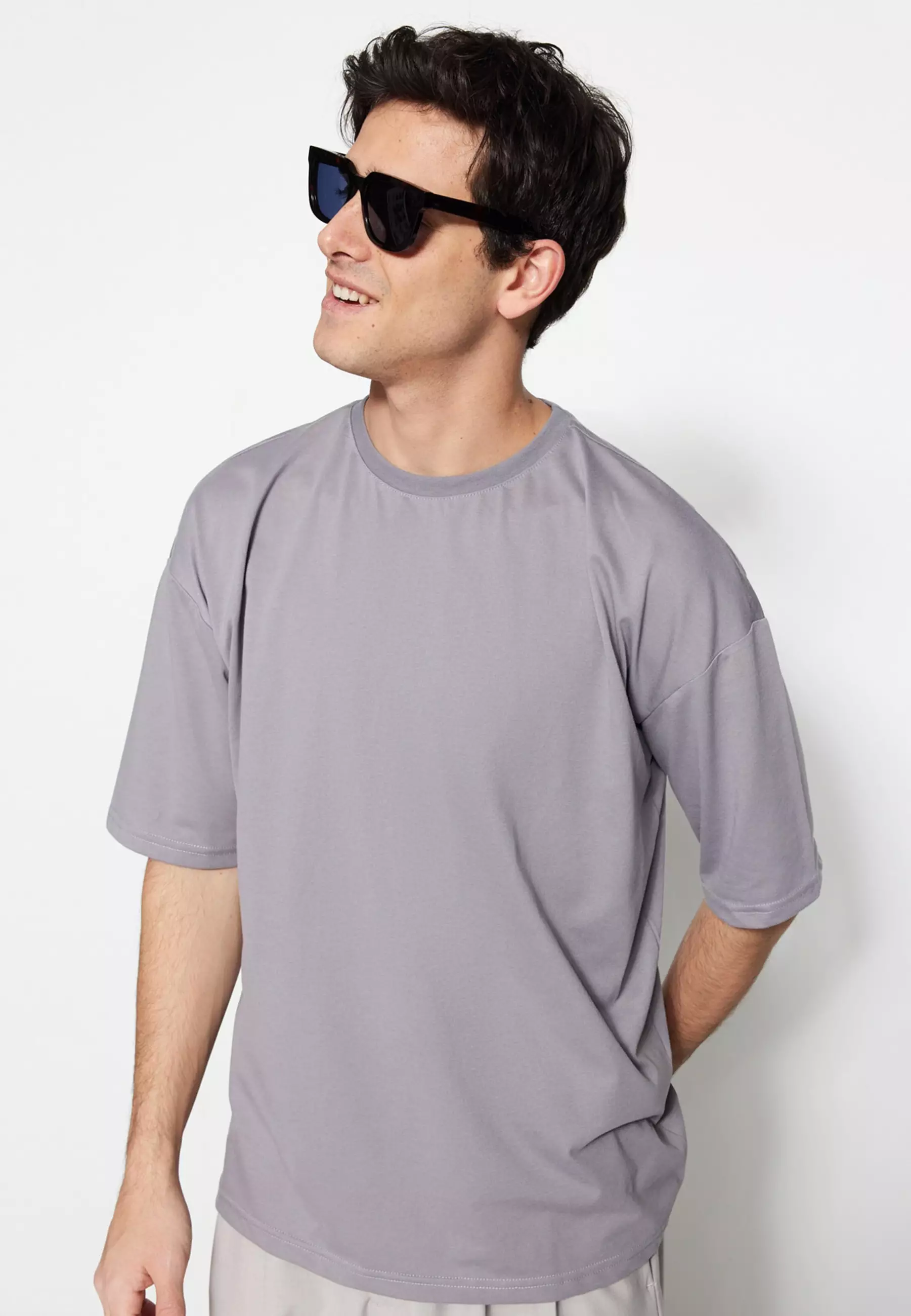 Basic Oversized Fit T-Shirt