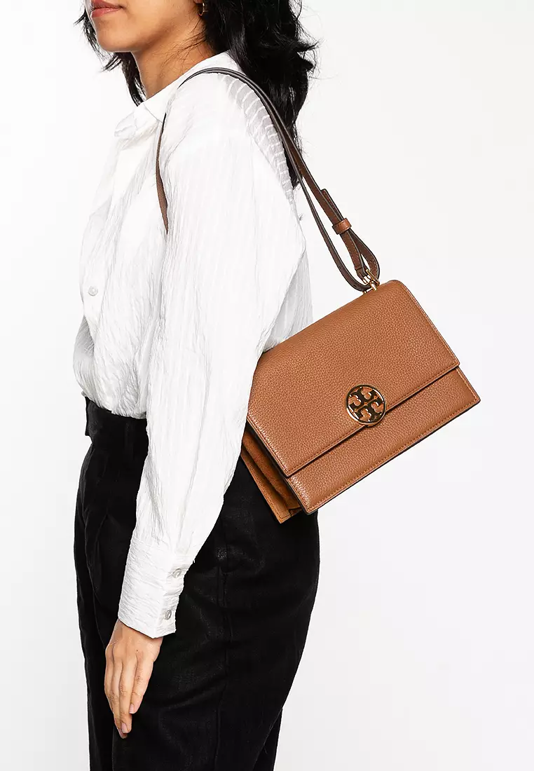 ★Tory Burch★ [TOZ] SS25 Shoulder Bag XBWDBMAT200ROR Tory Burch SS25's sporty sensuality dazzles at NYFW - HIGHXTAR.