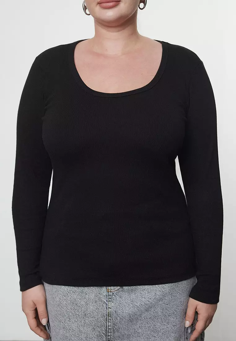 Black Camisole Pool Neckline Fitting Basic Knitted Plus Size Blouse TBBAW25AF00018