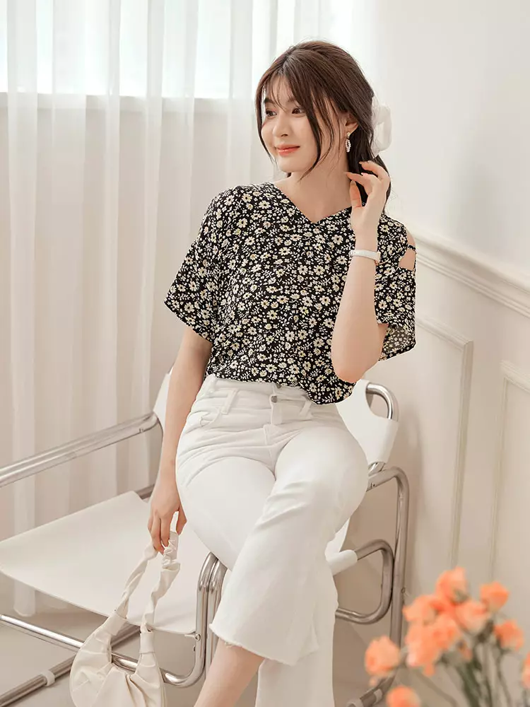 V領浪漫碎花造型袖洞短袖上衣《AB19577》
