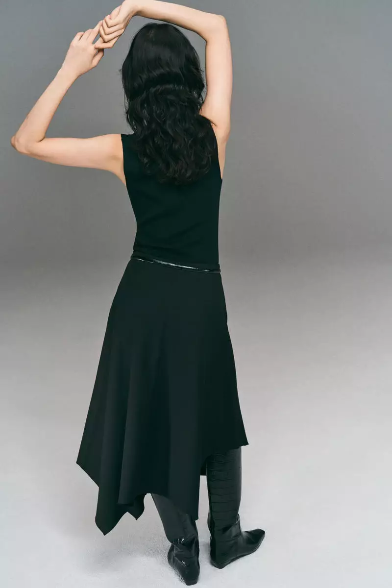 Fine-knit tie-detail top