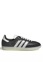 Carbon/Off White/Core Black