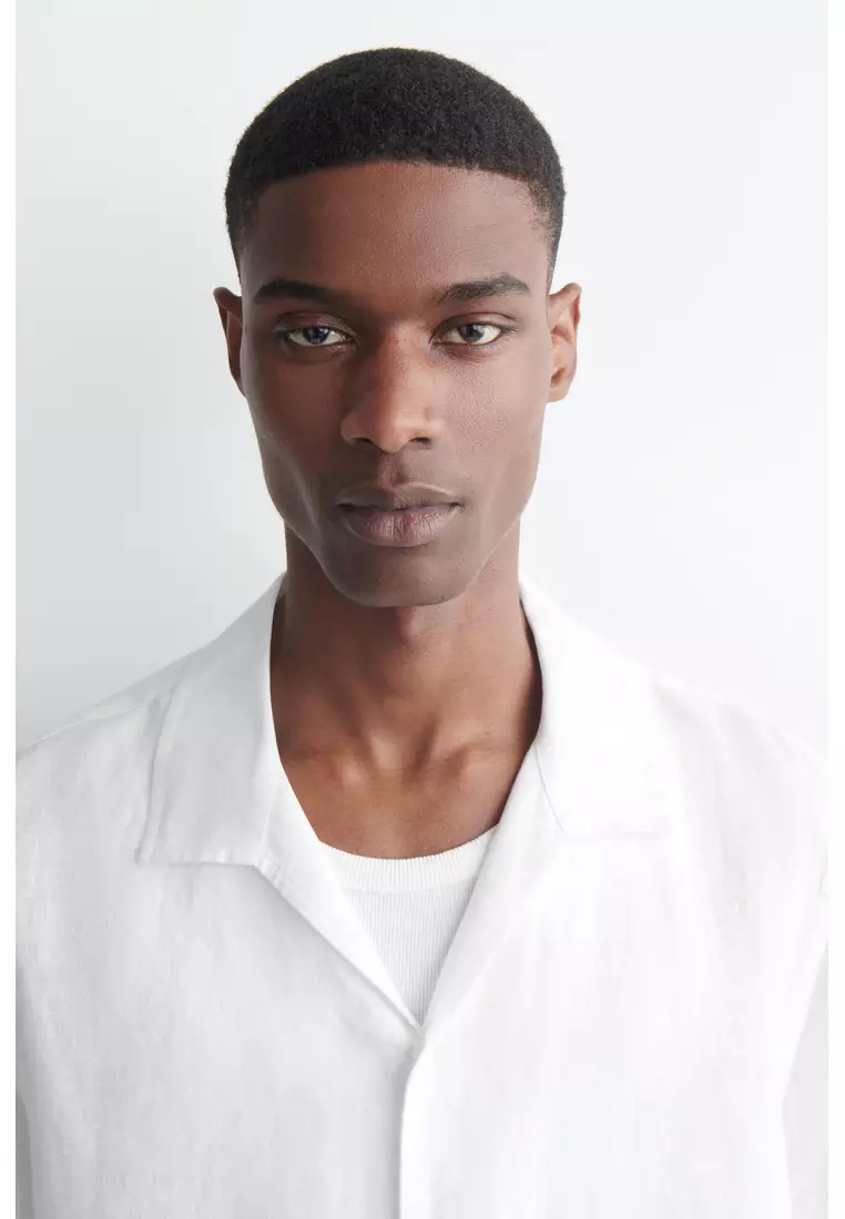 CAMP-COLLAR SHORT-SLEEVED LINEN SHIRT
