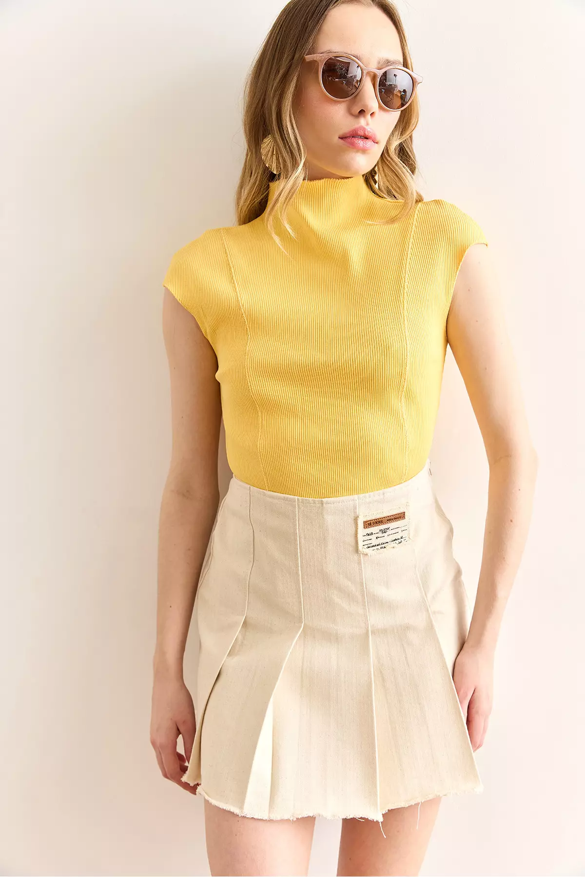 Women's Yellow Stand Collar Stitching Detailed Crop Blouse Blz-19003005
