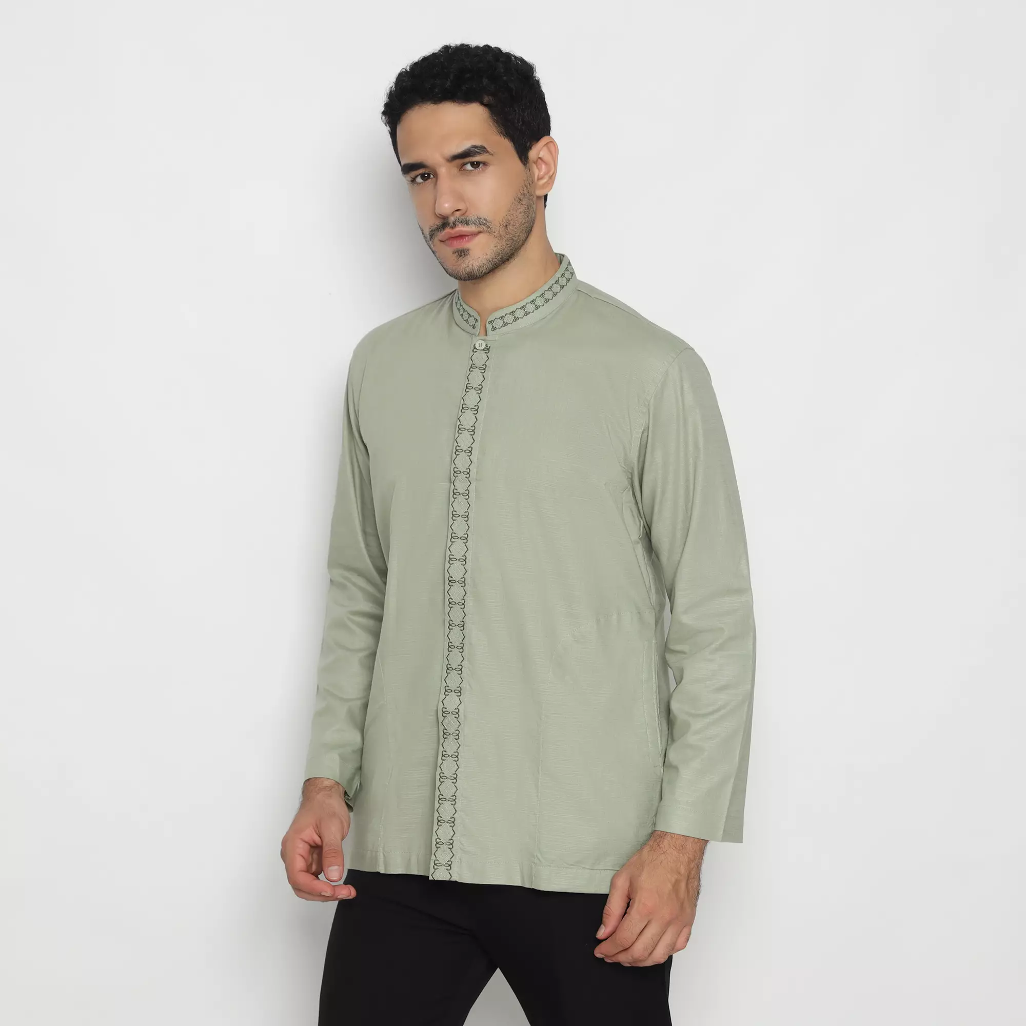 Platini Kemeja Pria Koko Shanghai Lengan Panjang Katun Sage Green 06104