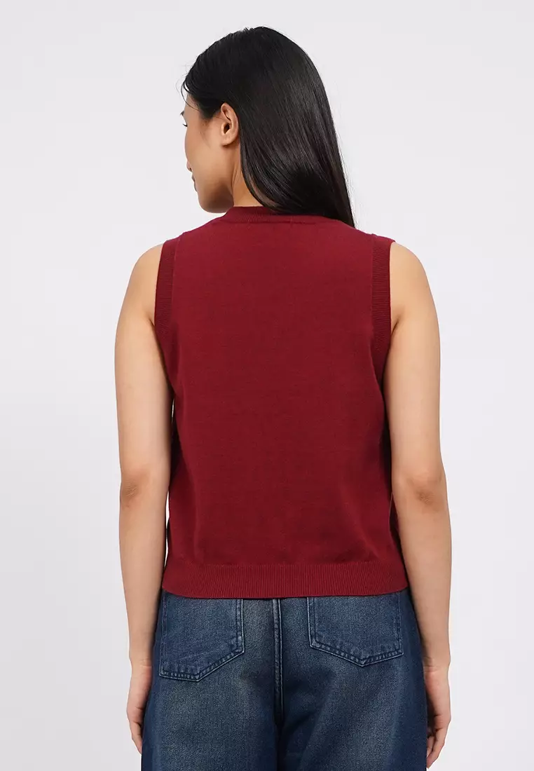 Sleeveless Knit Top with Applique MAROON