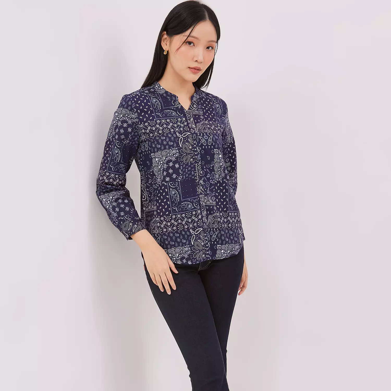 DUST Blouse Kamaya Abstrak Navy Comfease (D.116473)