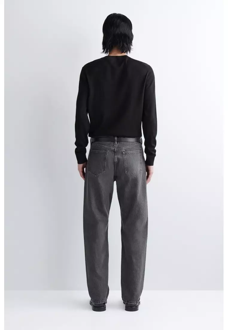 SIGNATURE REGULAR-FIT STRAIGHT-LEG JEANS