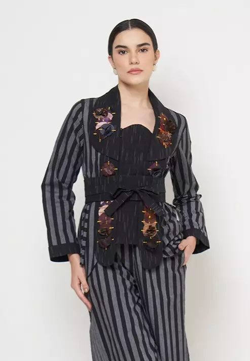 AMERTA Kebaya Kutu Baru
