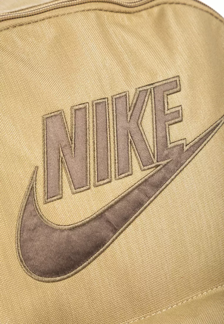 Nike sales bag gold