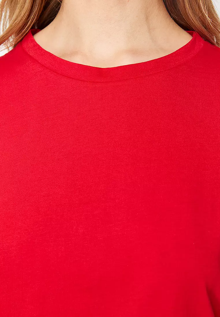 Red Ruffle Detailed Basic Crew Neck Knitted T-Shirt