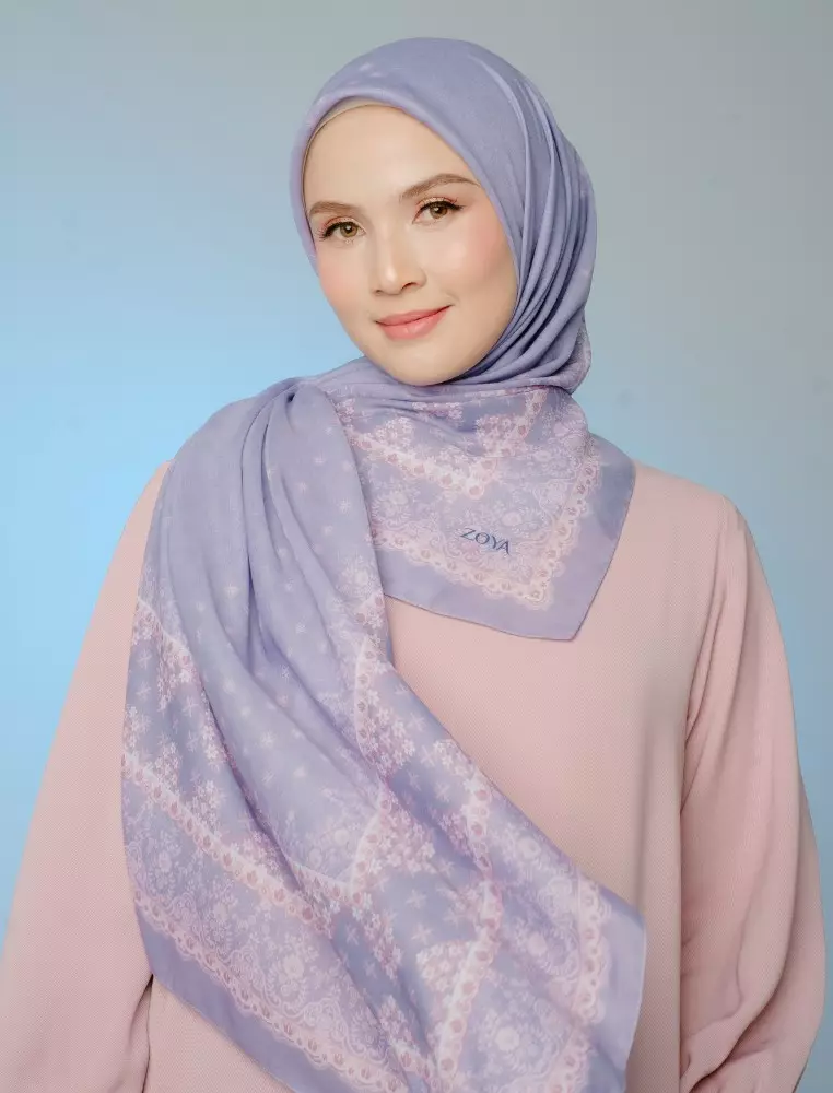 ZOLA Scarf Blue - Kerudung Hijab Segiempat Motif With Pouch Ziplock - Bahan Poly Fine - Ukuran 110x110