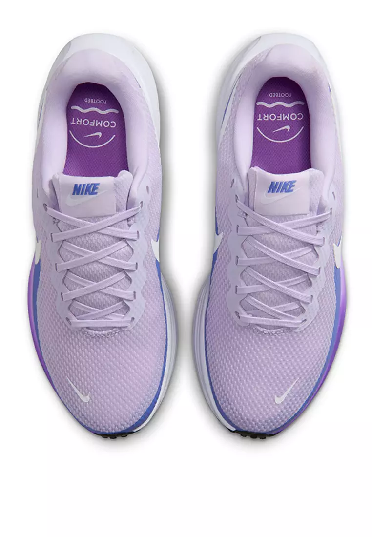 Nike Revolution 8