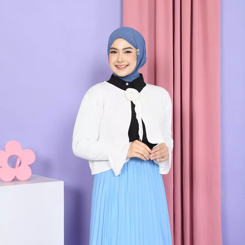 Rose Cardigan - Broken White M19785 R45S3