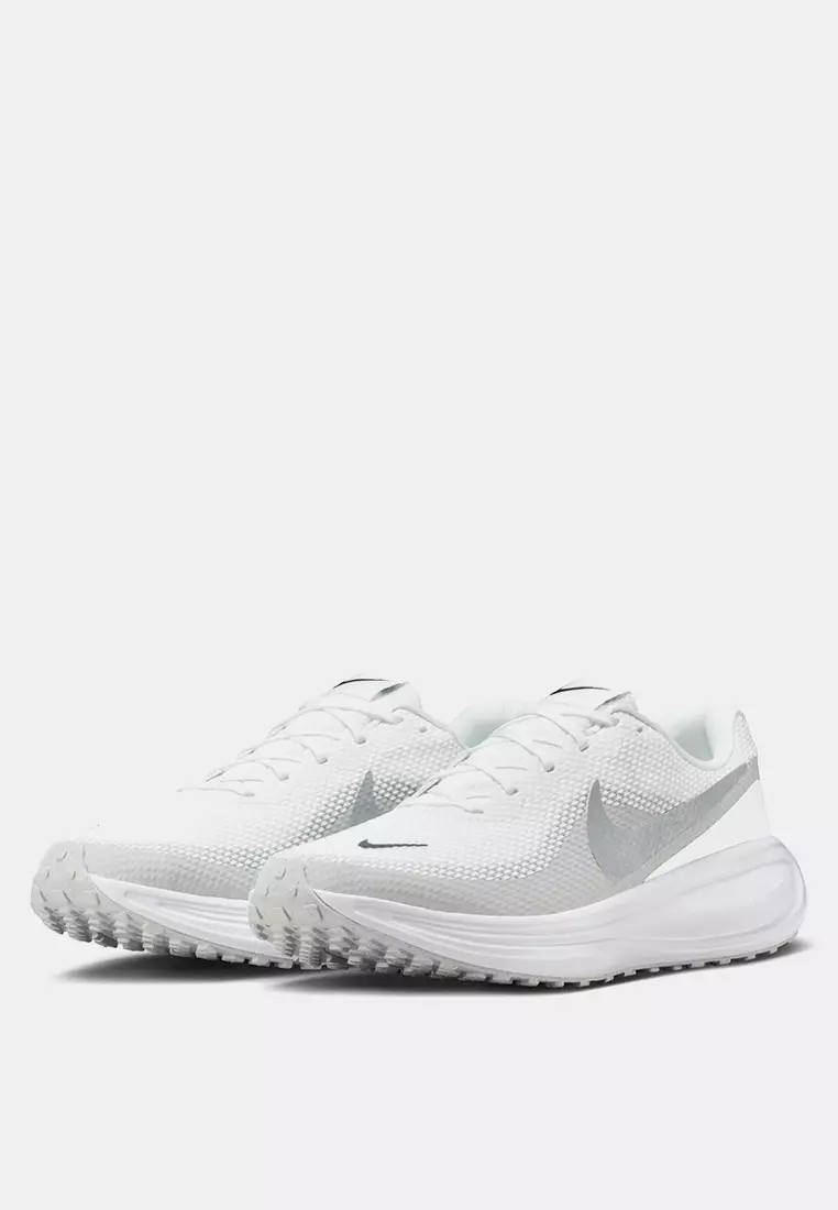 Revolution 8 Road Running Shoes