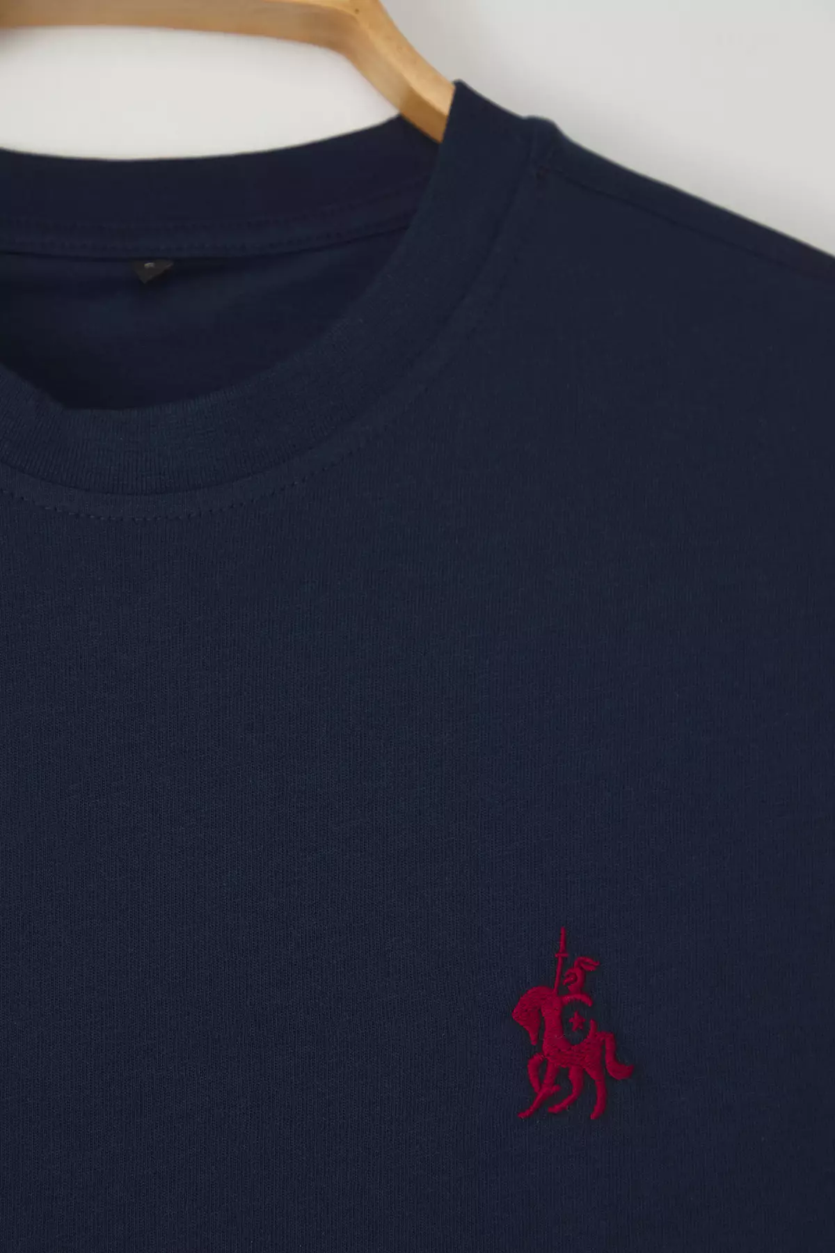 Navy Blue Regular/Normal Cut Horse Embroidery Detail 100% Cotton T-Shirt Tmnss24Ts00056