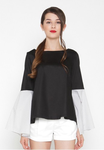 Rania trumpet sleeve blouse with buttons and slit