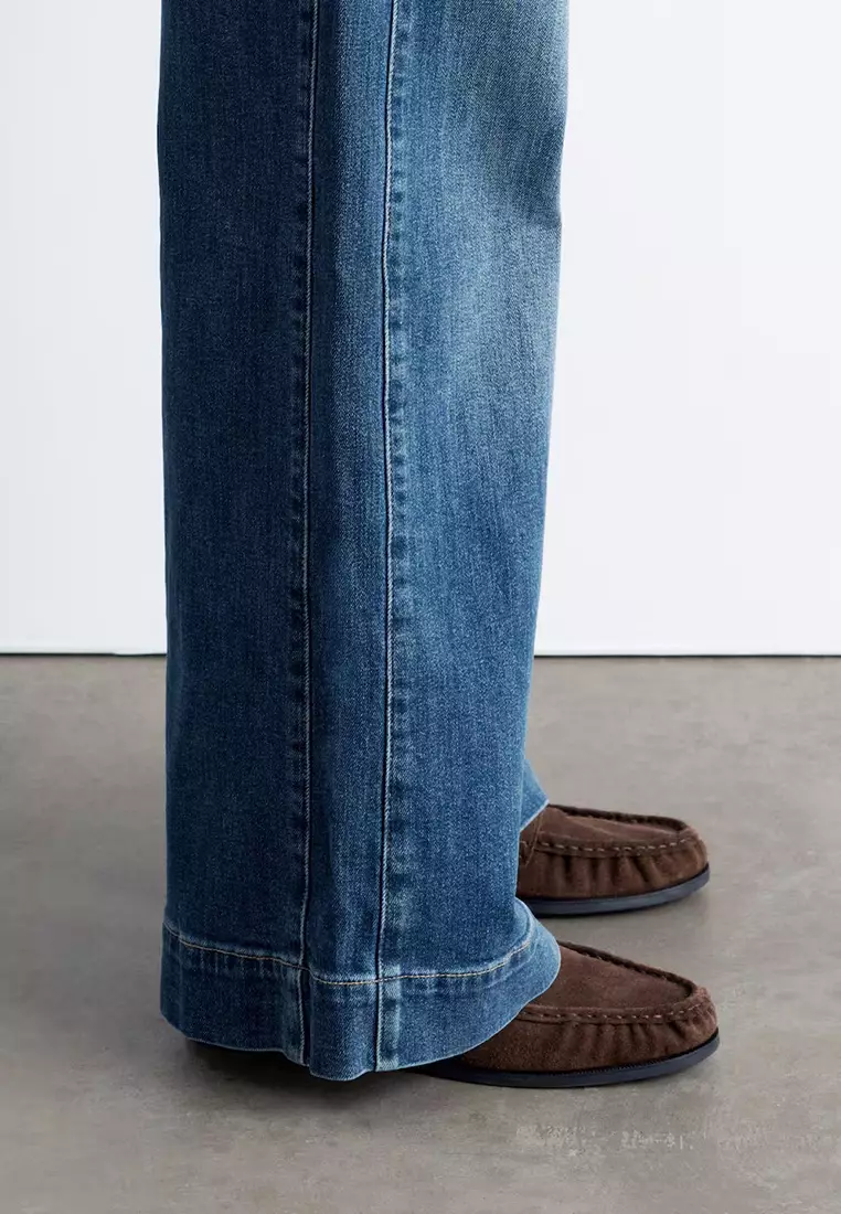 Regular Wide-Leg Jeans