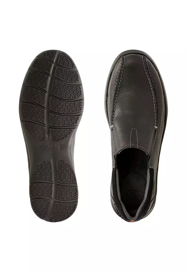 Clarks cotrell step black top
