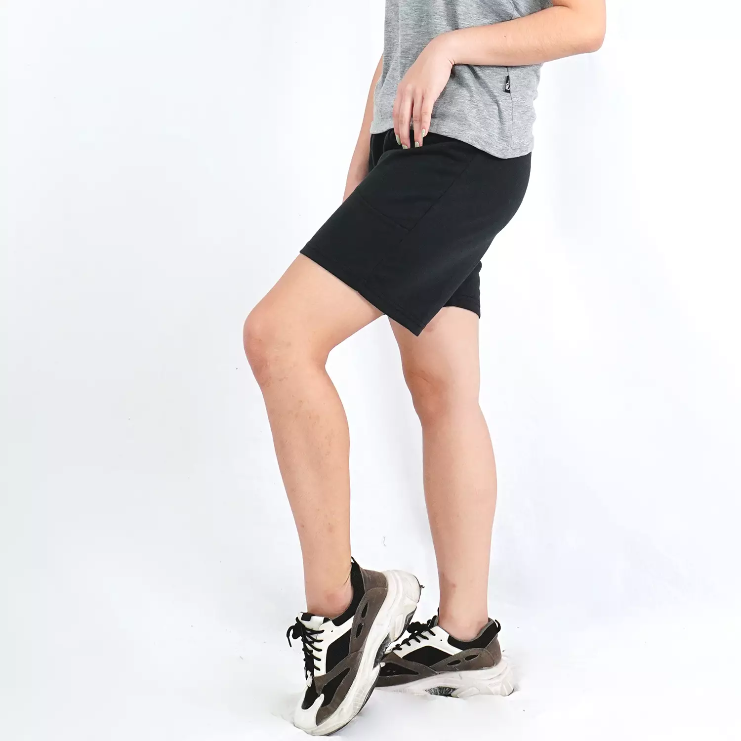 OKECHUKU Wilsy Korean Hot Pants Celana Pendek Wanita Celana Hotpants Celana Pendek Hot Pants