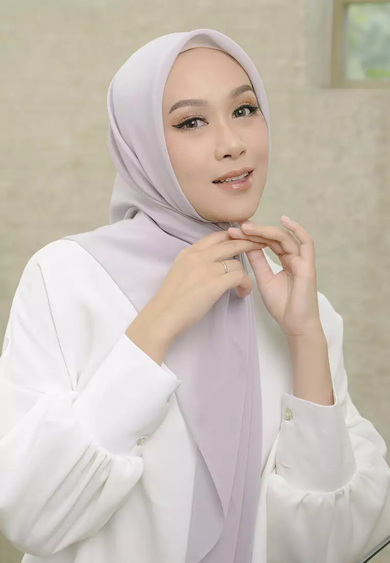 Polly Cotton (Hijab Segiempat Bella Square) Light Grey