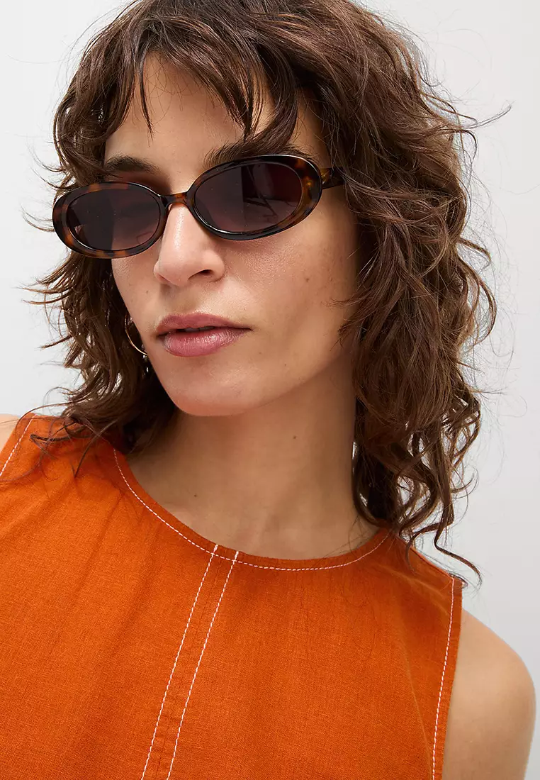 Linen Rich Regular Fit Vest