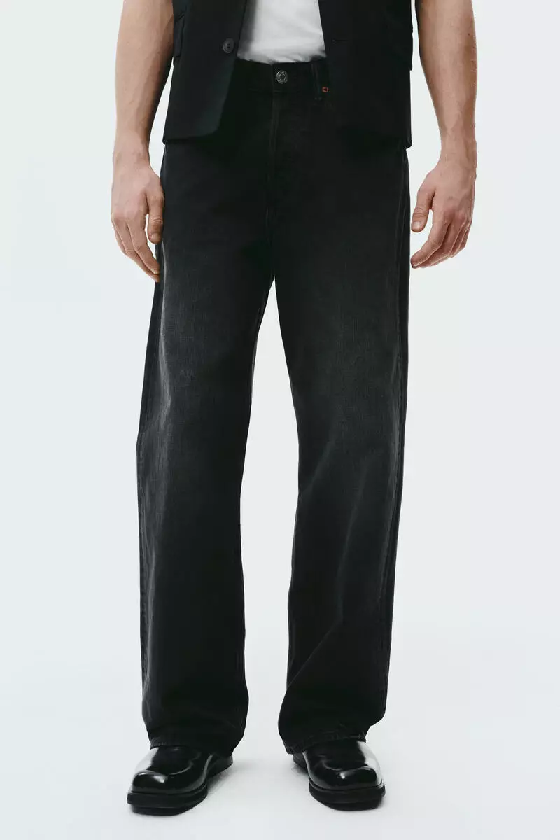 Loose Straight Jeans