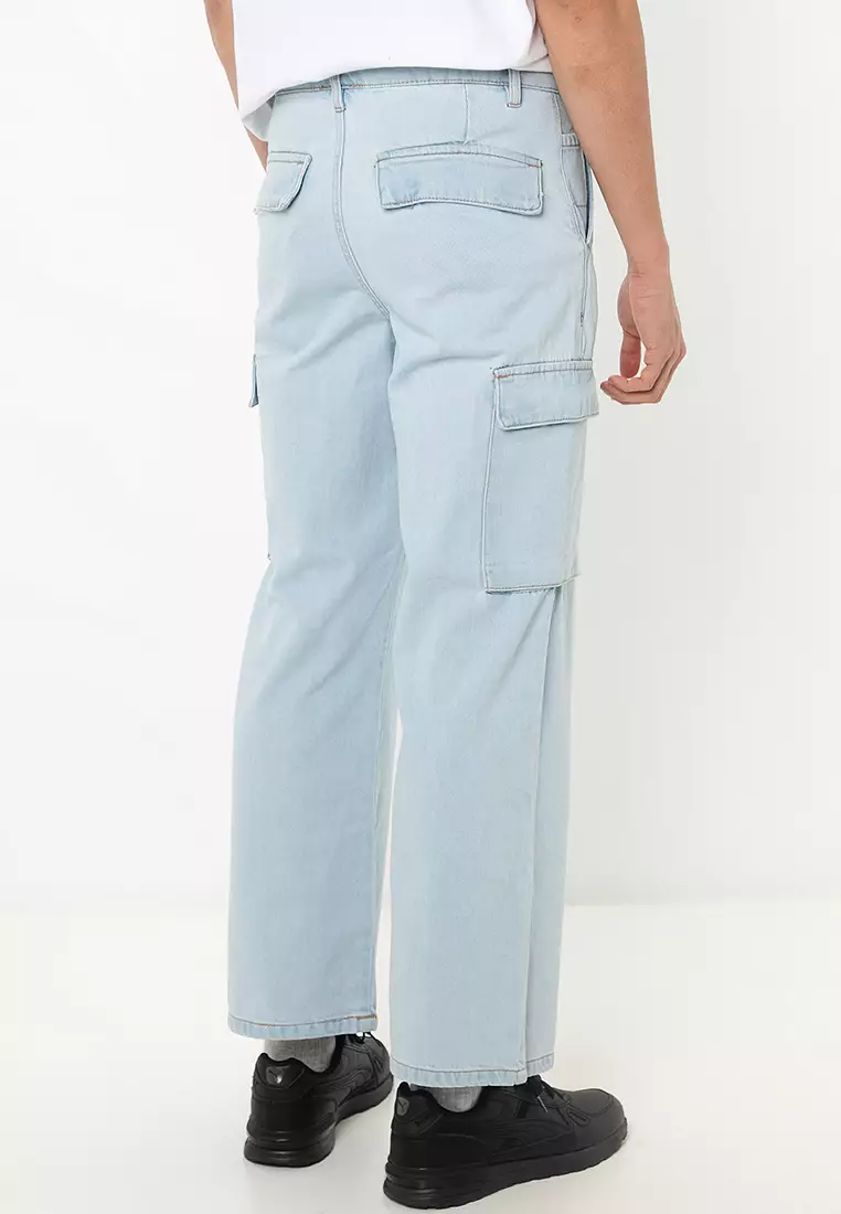 Wide Leg Cargo Jeans