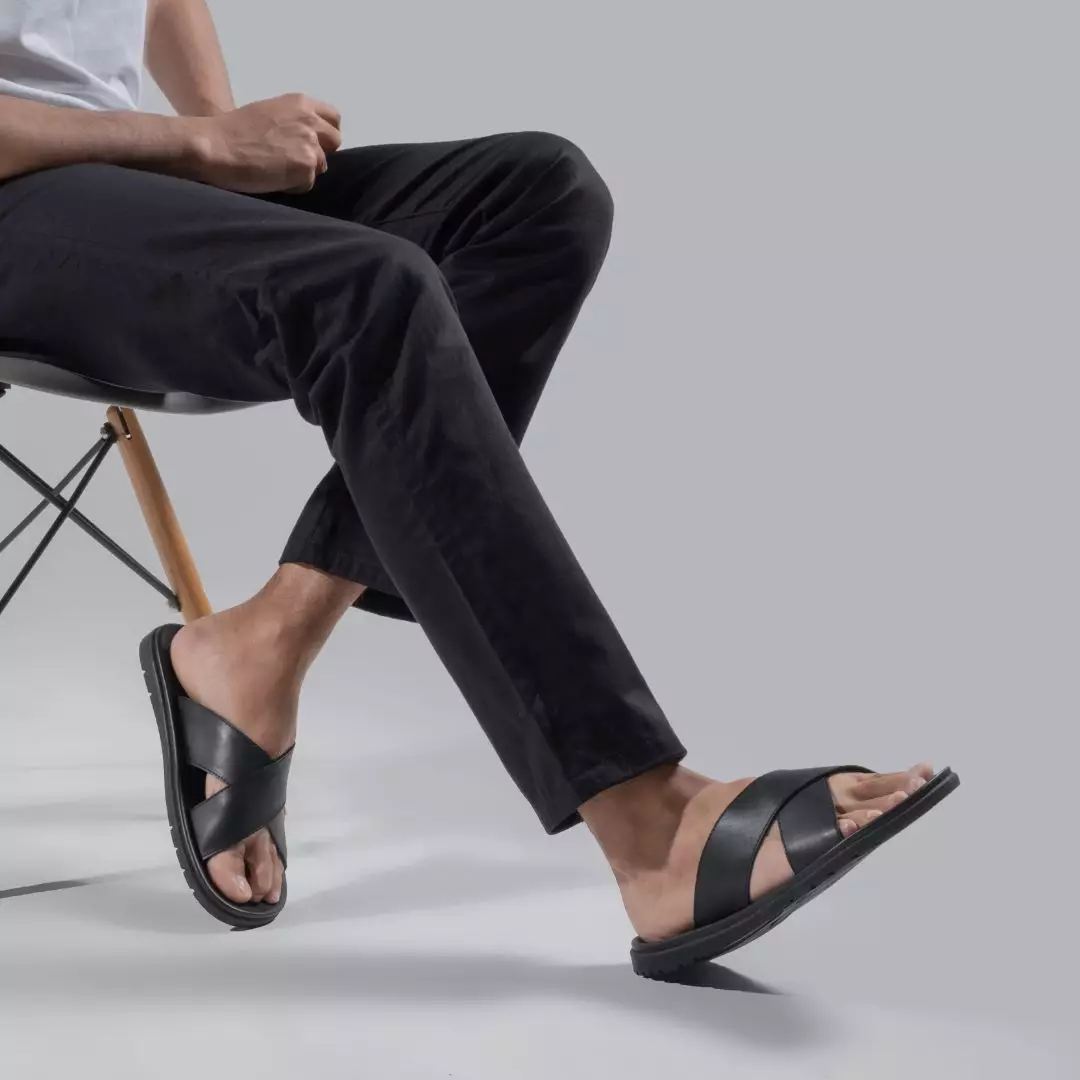 Cogen Sendal Slop Pria Kulit Sandal Kokop Tali  Cowok Classic Series