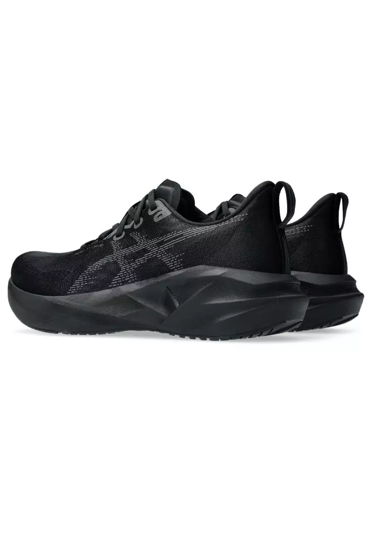 Men NOVABLAST 5 Running Shoes