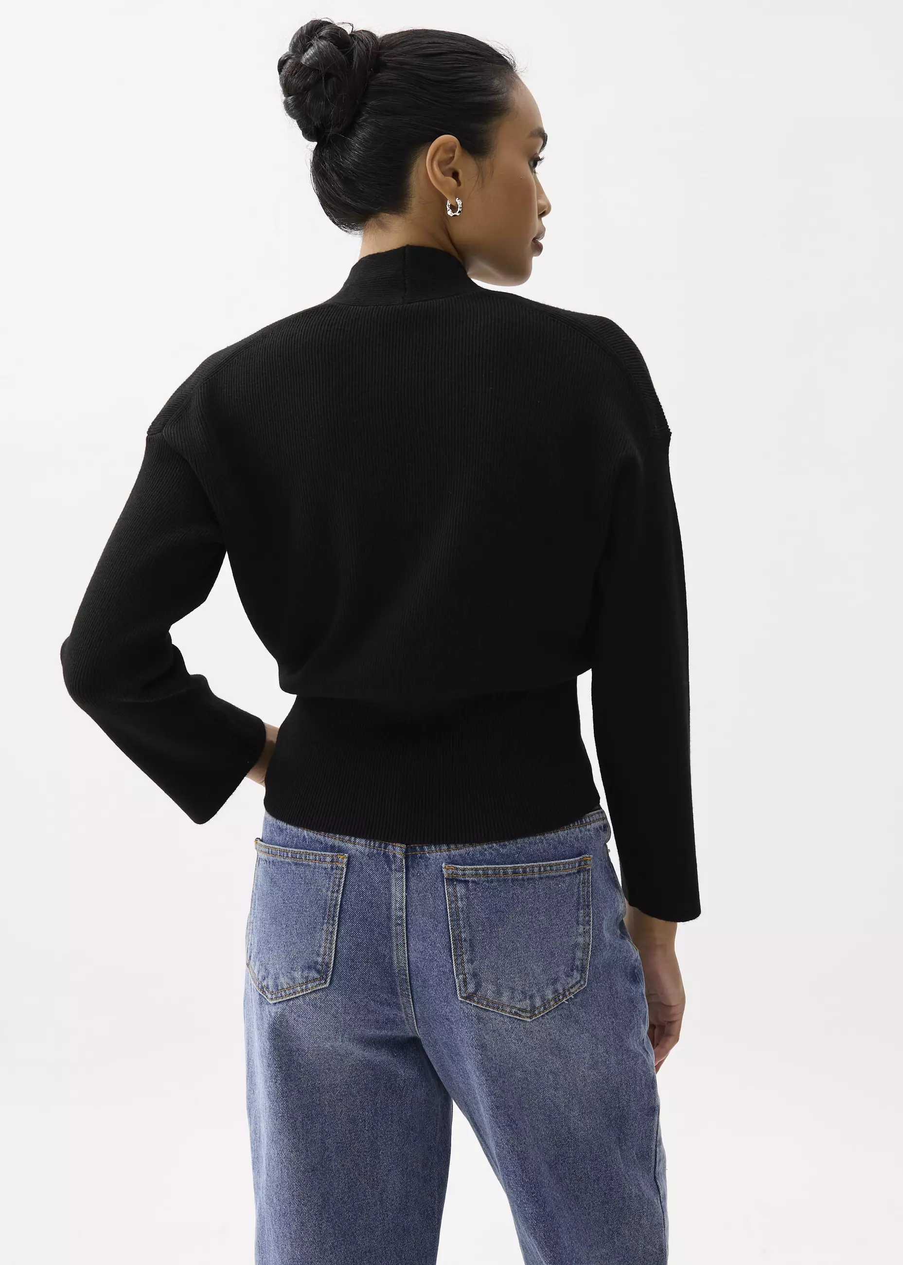 Atasan Wanita - Emiko Relaxed Knit V-neck Wrap Top