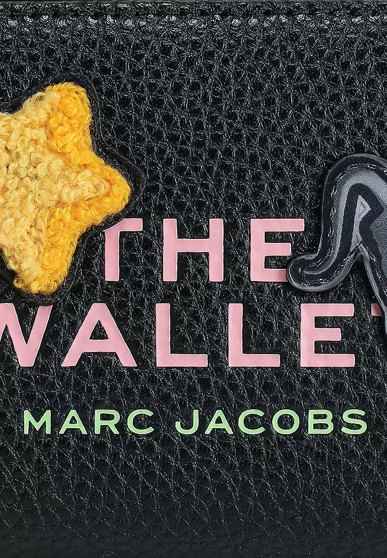 ★Marc Jacobs★ ブラック The Sticker Patch Mini Compact 財布 Marc Jacobs The Sticker Patch Wallet In Black - 30% Off