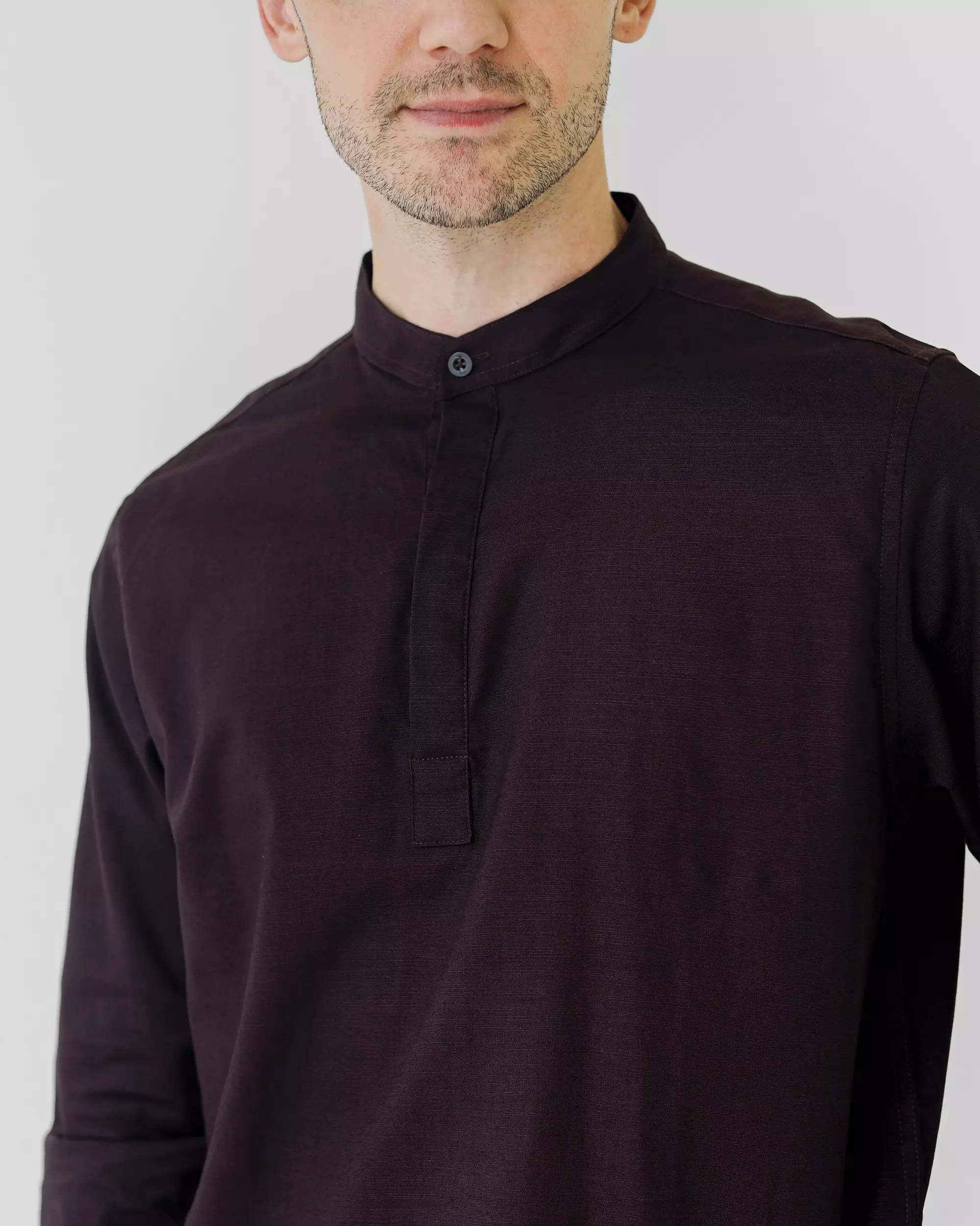 Cotton Well Oman Henley Shirt Coffee│Kemeja Koko Basic Lengan Panjang Coklat Tua Kopi