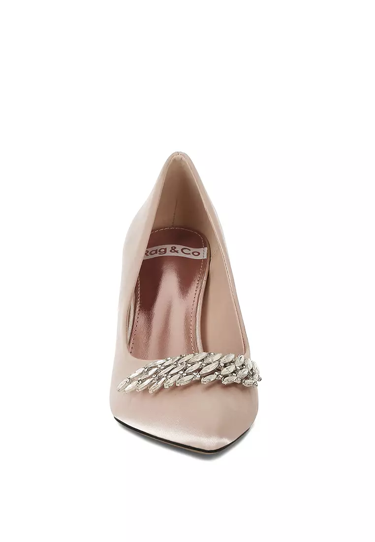 Diamante Brooch Detail Satin Pumps In Blush