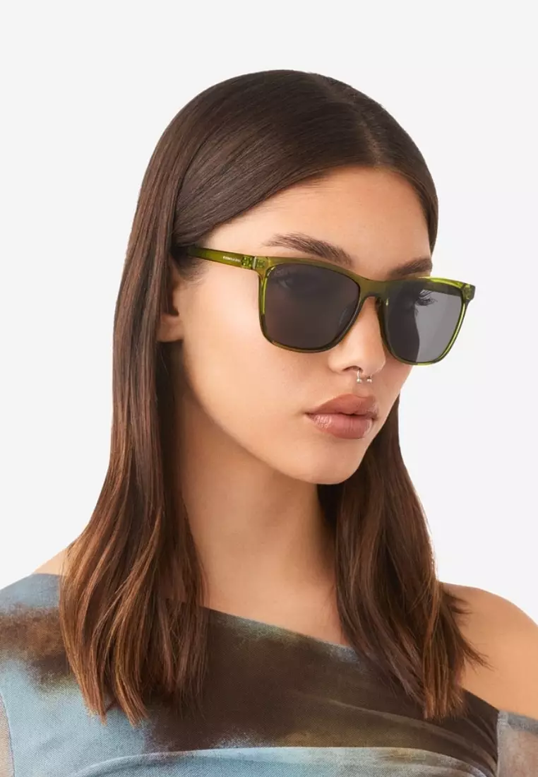Wave - Polarized Green Dark Sunglasses for Men and Women, Unisex. Official Product Designed in Spain