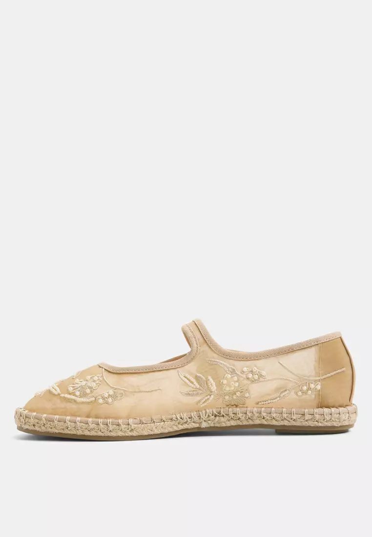 Alisse Flats