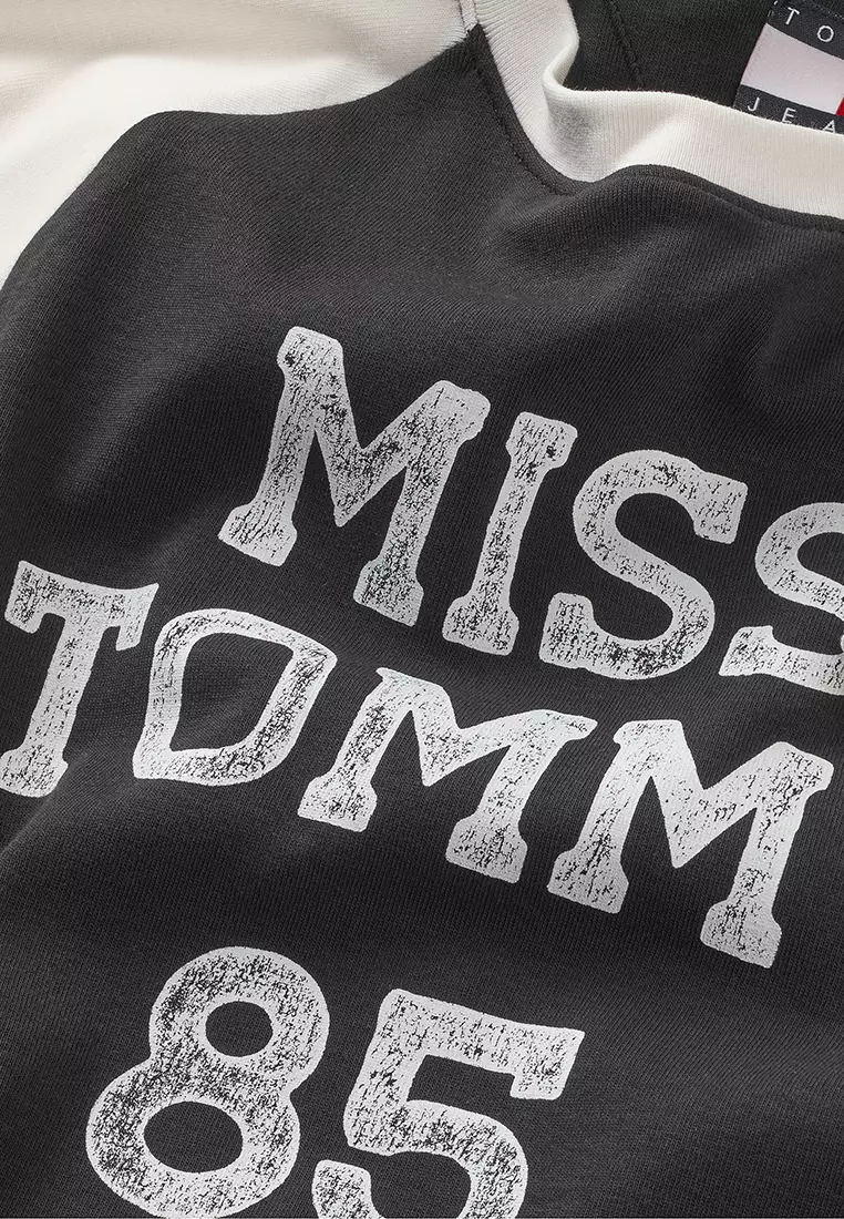Logo Slim Raglan Sleeves T-Shirt - Tommy Jeans