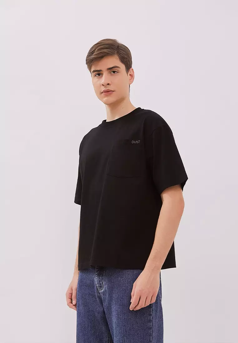 DUST Kaos Unisex Akaza Hitam (D.74283-U)