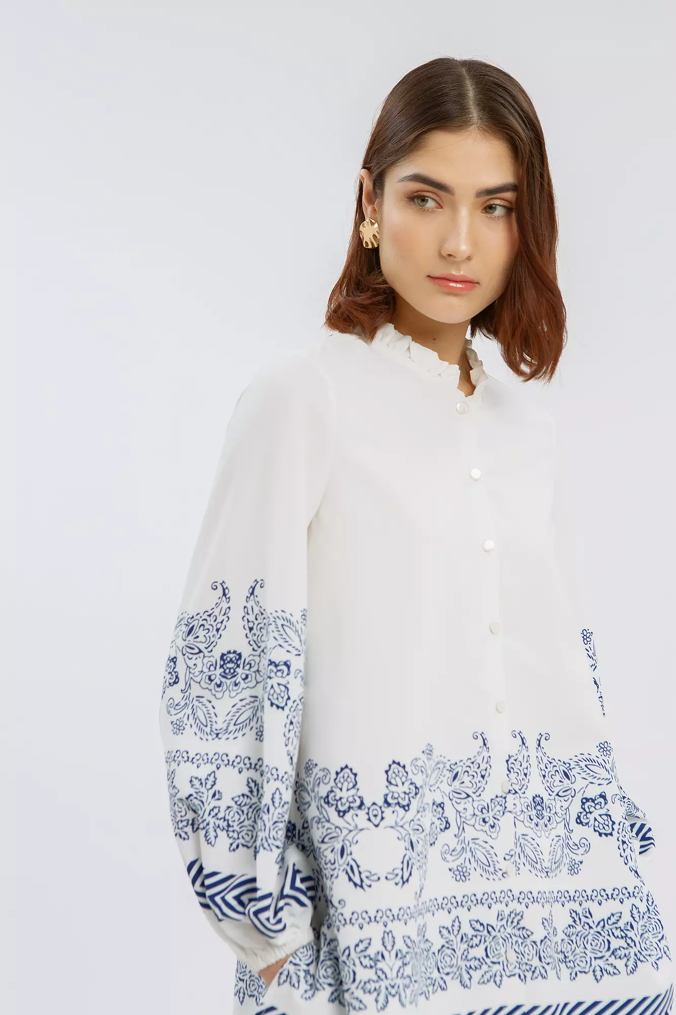 Minimal Zahra Tunic White Blue Warna WHITE BLUE