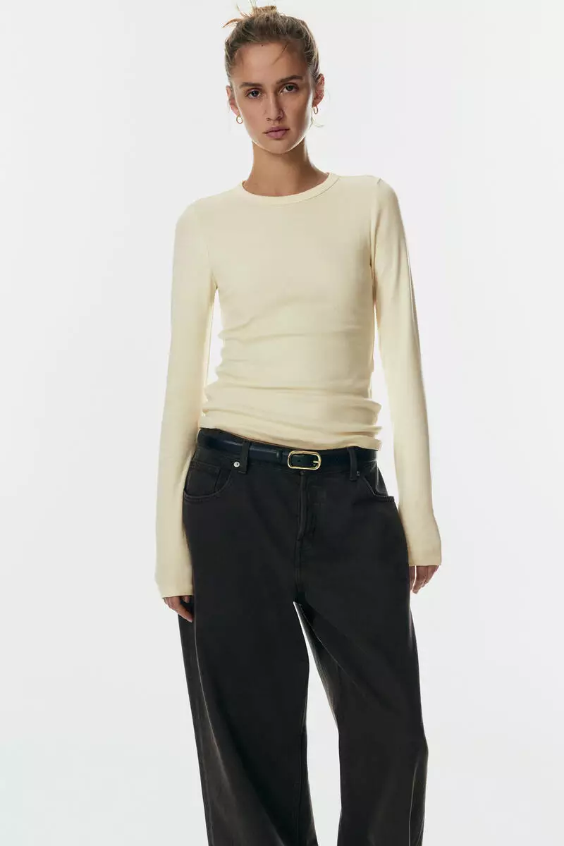 Long-sleeved jersey top