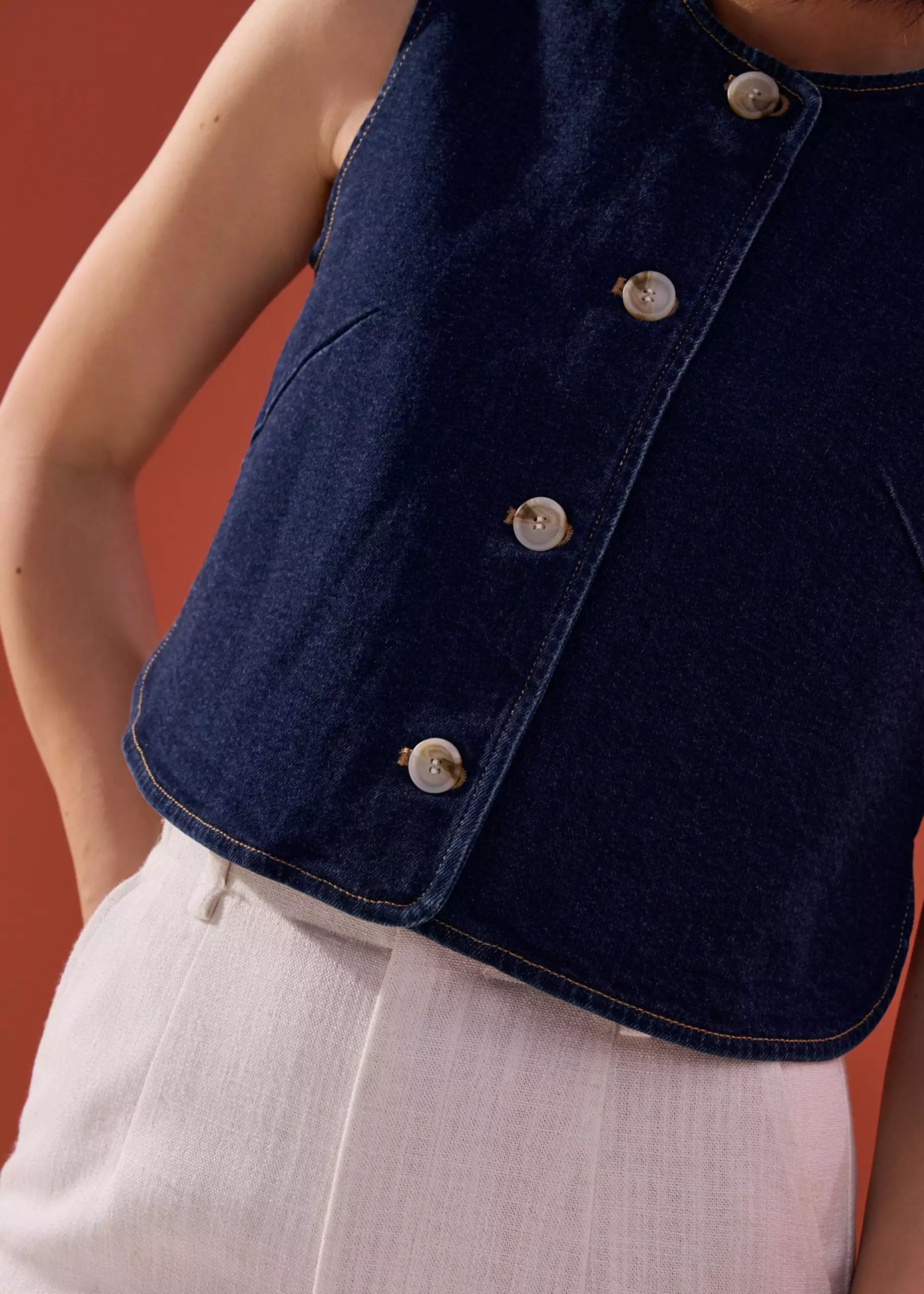 Vest Wanita - Relaxed Denim Round Neck Button Down Vest Top