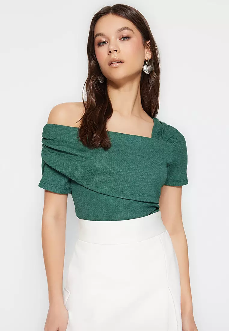 Trendyol Women's Woman Fitted Standard Asymmetrical Collar Knit